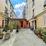 Chezadrienparis - Appartement De 90M2 En Souplex
