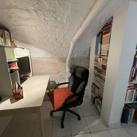 Chezadrienparis - De 90m2 En Souplex * Parigi